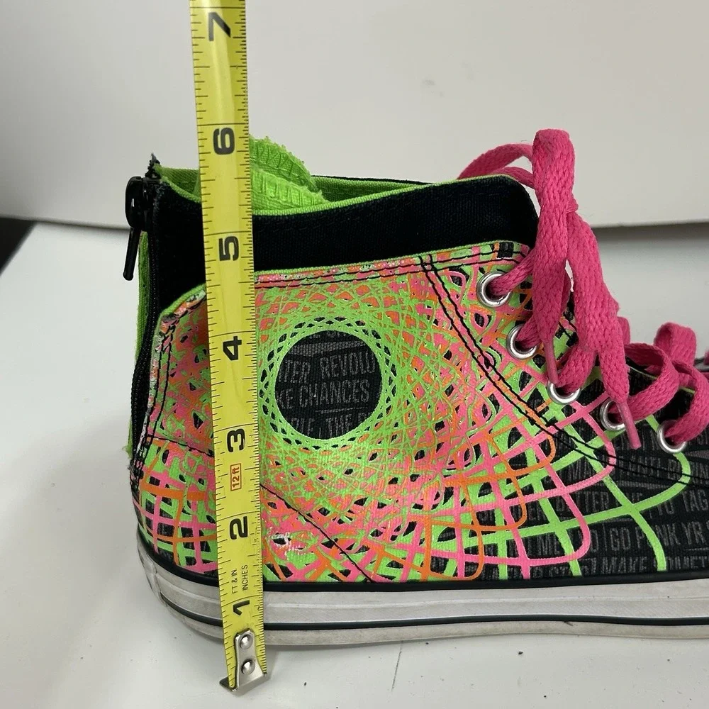 Converse product pair